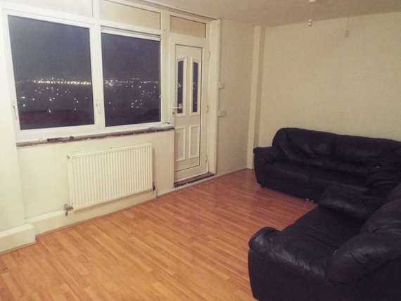 2 Bedroom Flat 