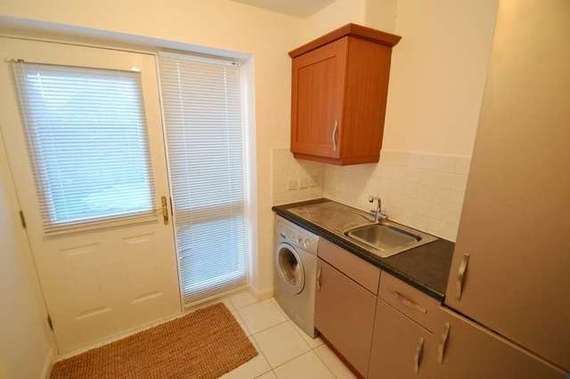 3 Bedroom End of Ter...